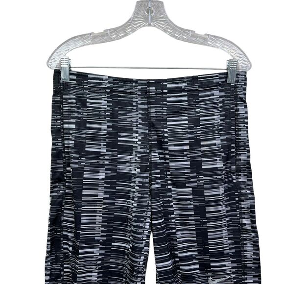 Nike Dri Fit Board Shorts Stretch Drawstring Waistband Pockets Black Gray Boys M - Picture 2 of 5